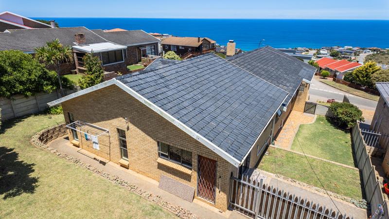 5 Bedroom Property for Sale in Dana Bay Western Cape